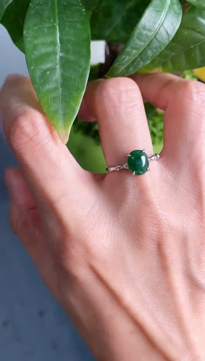 【闪购商品】翡翠戒指银S925镶嵌缅甸天然A货翡翠444   9-4