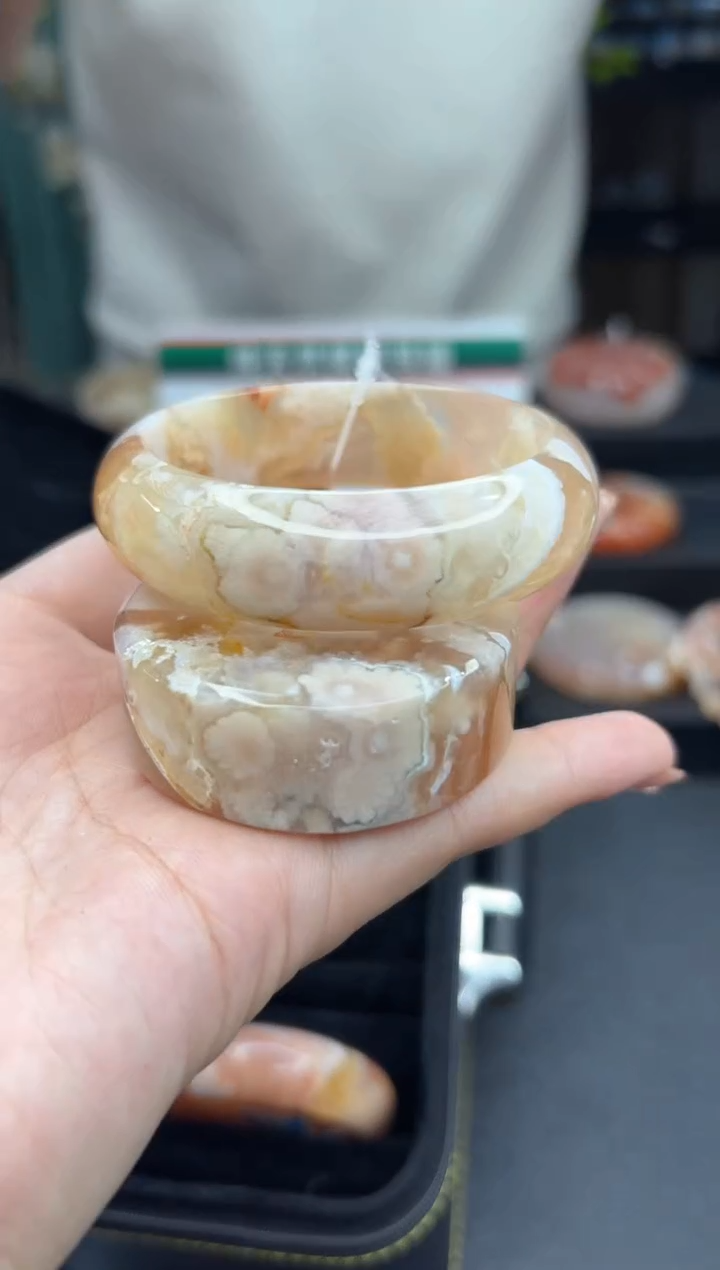 【闪购商品】石英质玉手镯未镶嵌286（54圈赠送镯心）