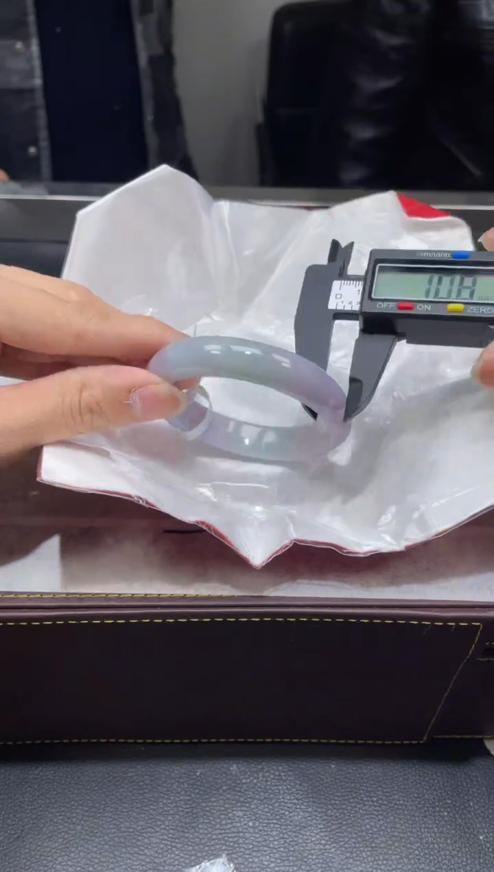 【闪购商品】定制翡翠1未镶嵌毛货手镯需精细抛光/54