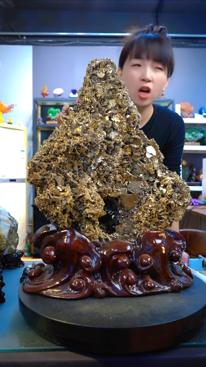 石材精品矿物晶体摆件