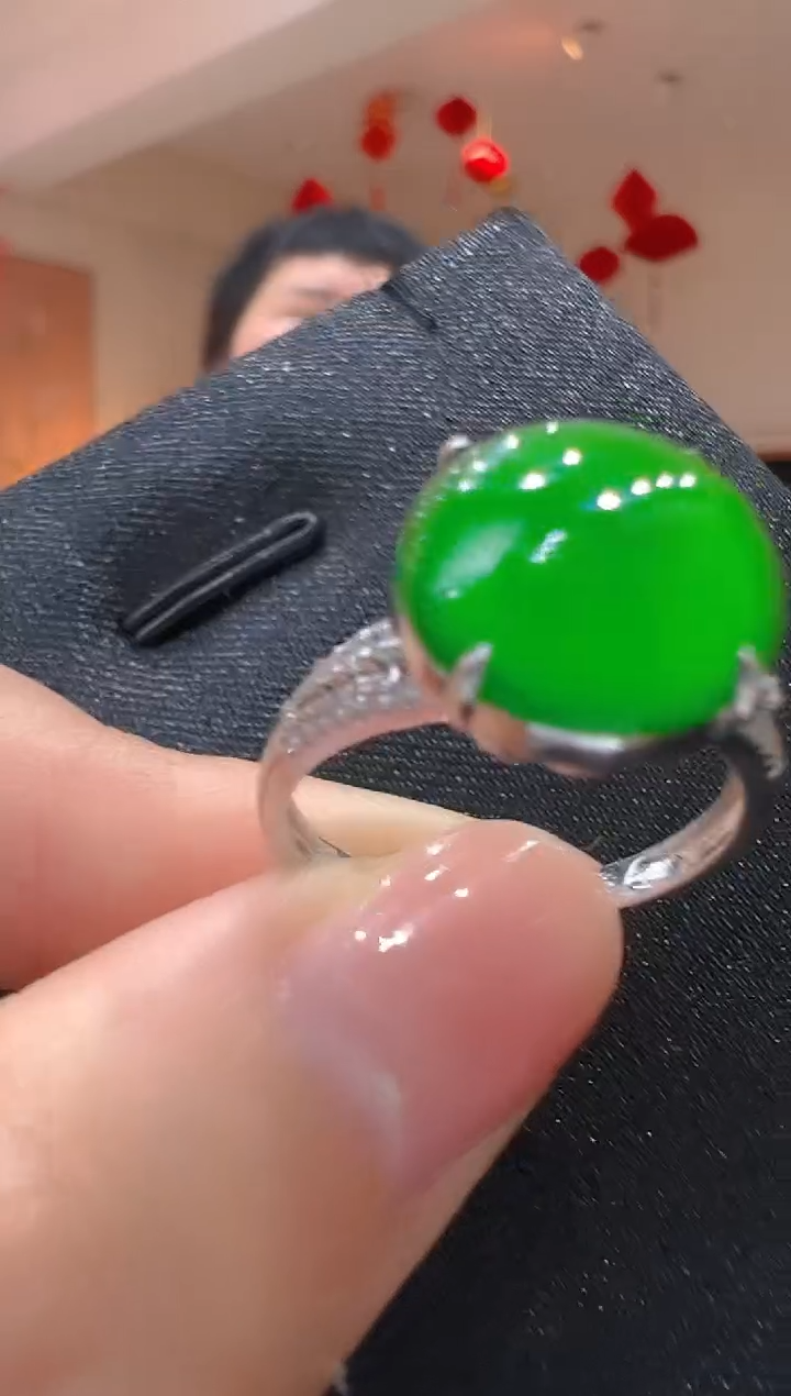 【闪购商品】翡翠戒指18K金镶嵌          