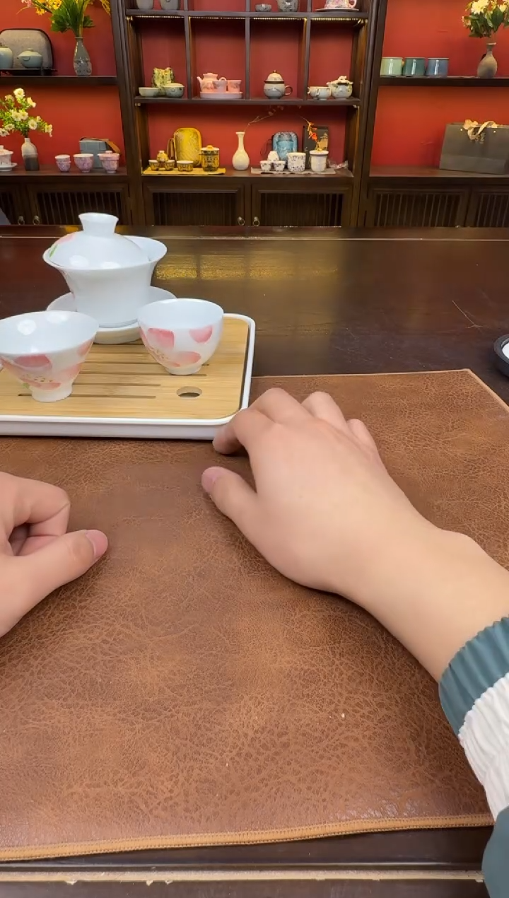 荷花盖碗+两杯+茶盘111111111