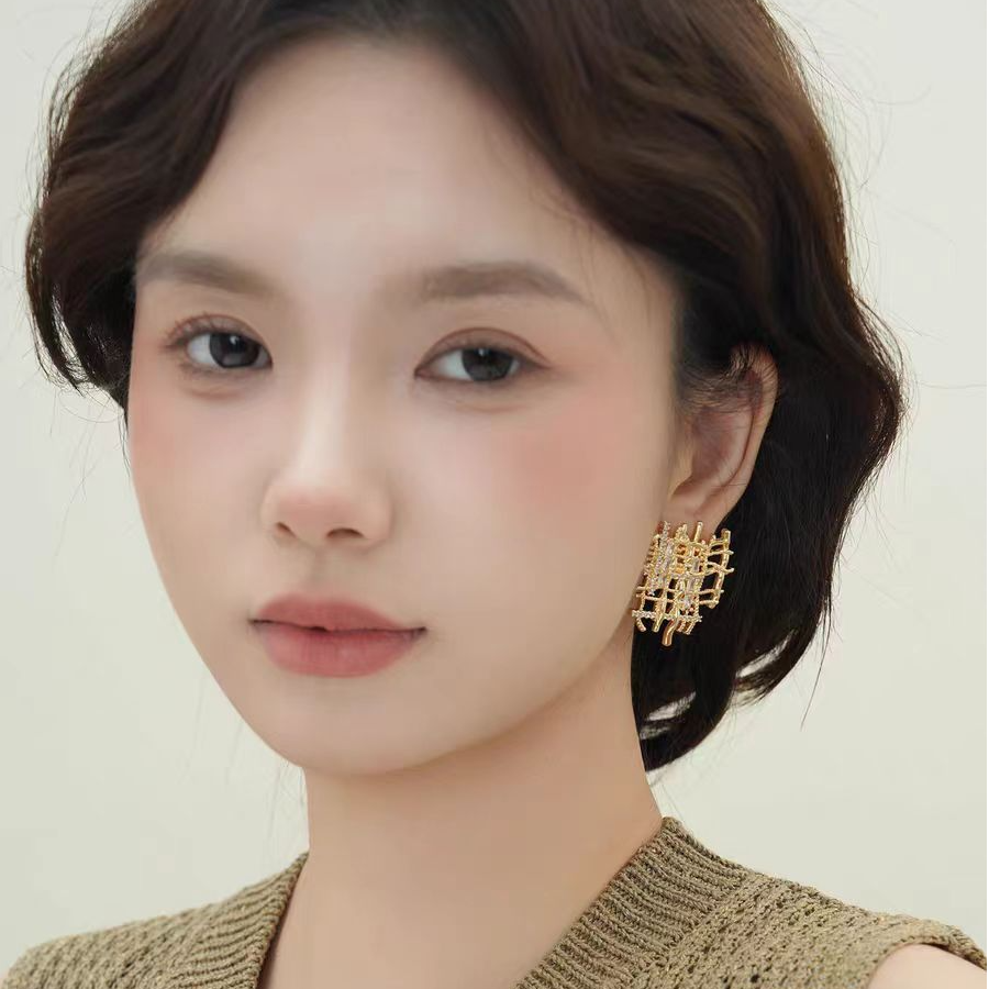黄铜锆石耳饰 编制捕梦网手工耳钉创意设计高级感时尚精致耳饰