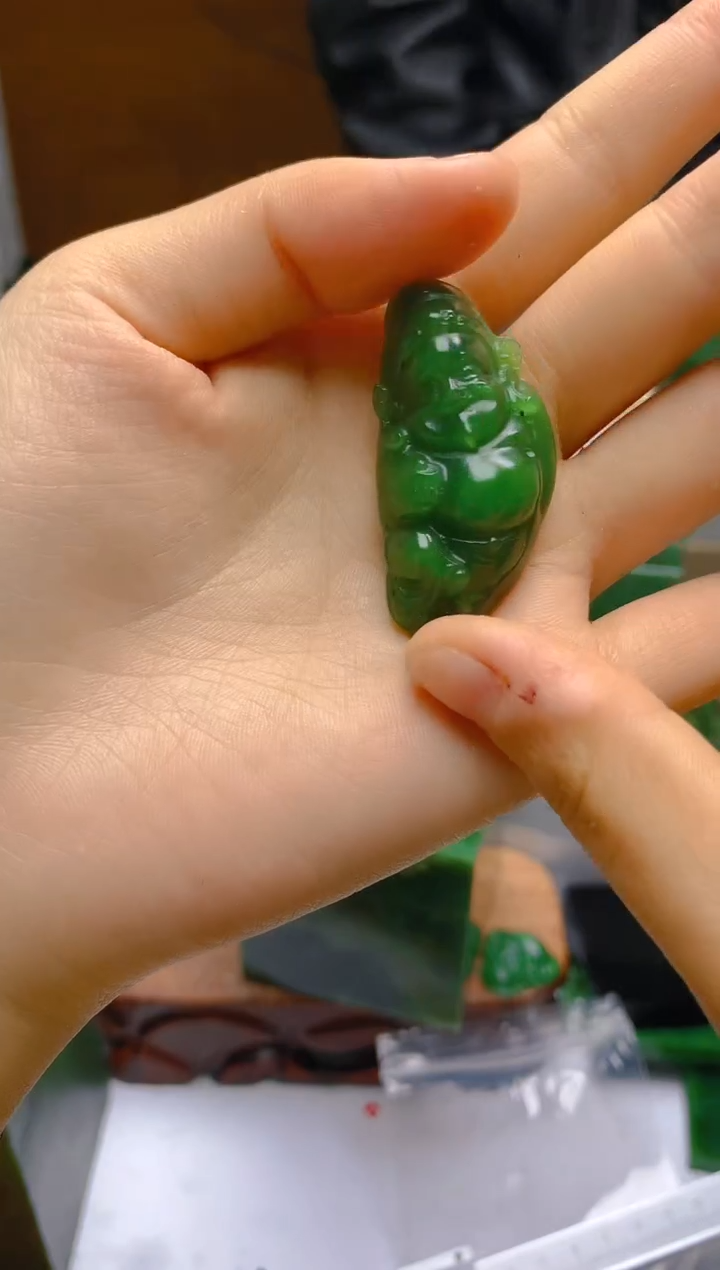 【闪购商品】和田玉（碧玉）未镶嵌颈饰1