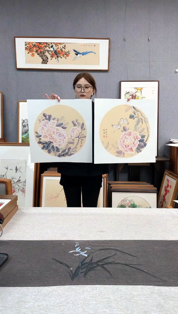 【闪购商品】国画李坤-手绘带框作品-53*53-两个