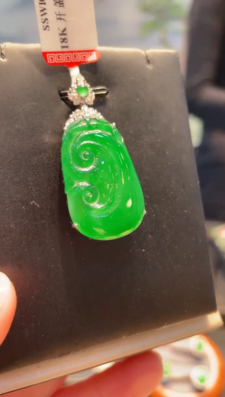 【闪购商品】翡翠颈饰18K金镶嵌A71天然A货翡翠