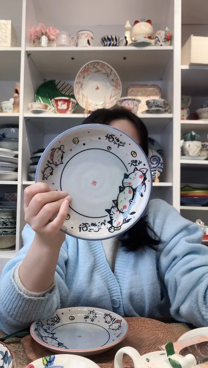 陶瓷【孤品】蓝色三福猫盘子16.5cm