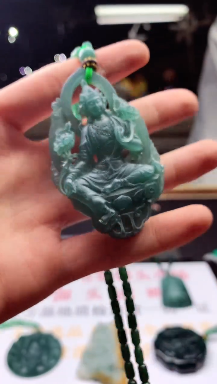 未镶嵌定制翡翠天然A货翡翠拍一发一