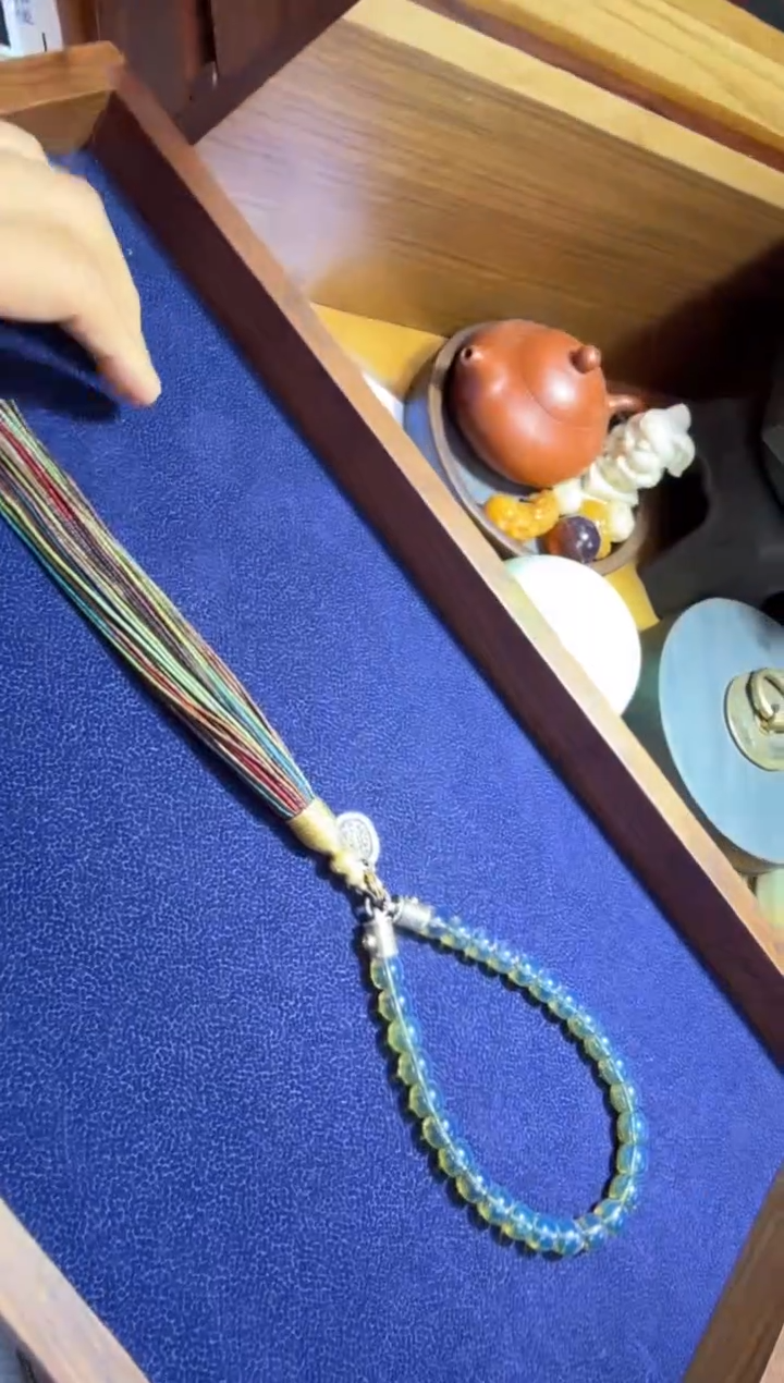 【闪购商品】未镶嵌琥珀颈饰28手持--多样性发一
