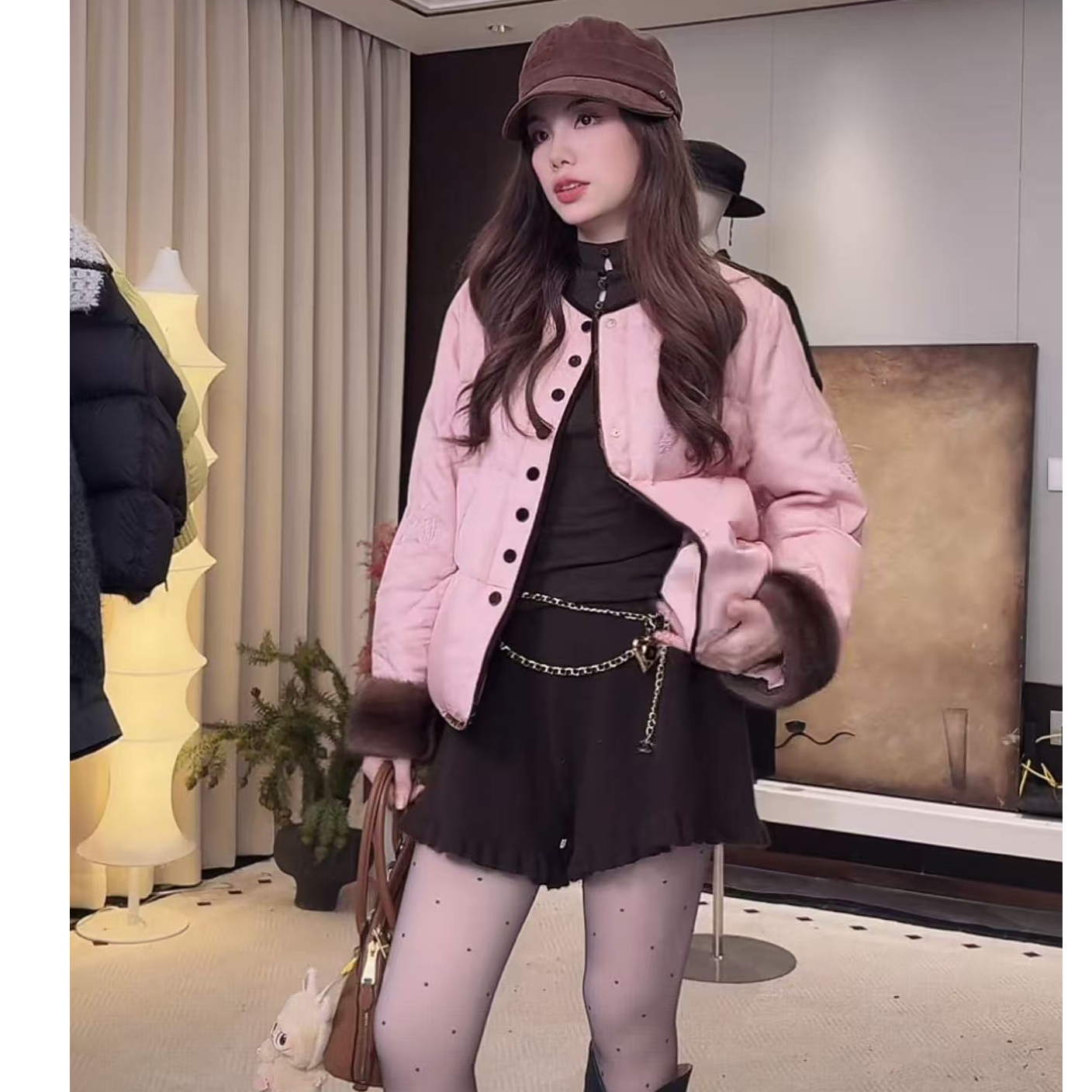 【XSY】AQ-国貂毛拼接珠绣短款显瘦保暖白鹅绒女冬季外套