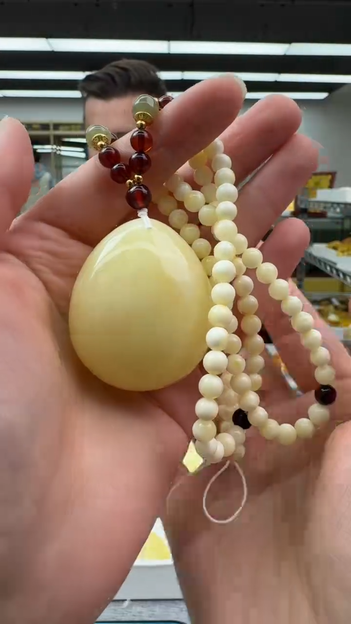 【闪购商品】琥珀颈饰未镶嵌525秒拍号