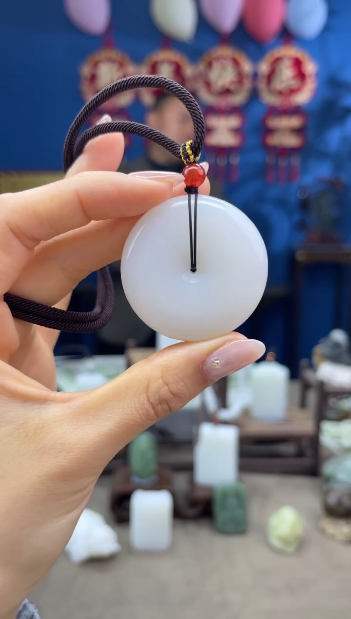 【闪购商品】和田玉颈饰未镶嵌1