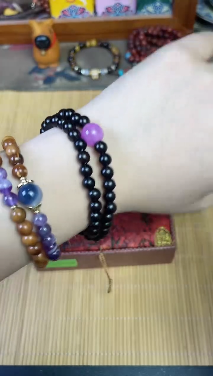 非洲檀香手串/手链菩提木质玉石手串/多发性其一/不带盒子