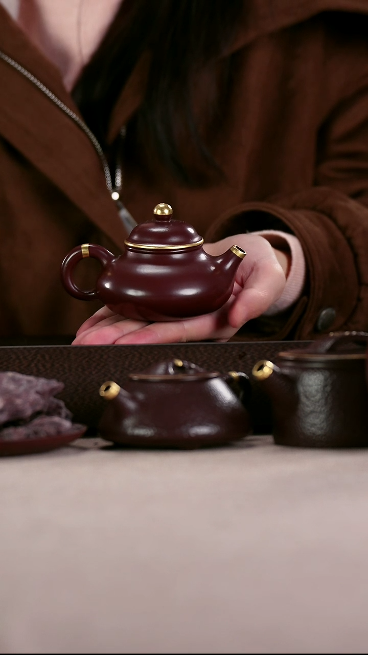 茶壶紫砂四号井茄皮紫泥描金薄胎容天