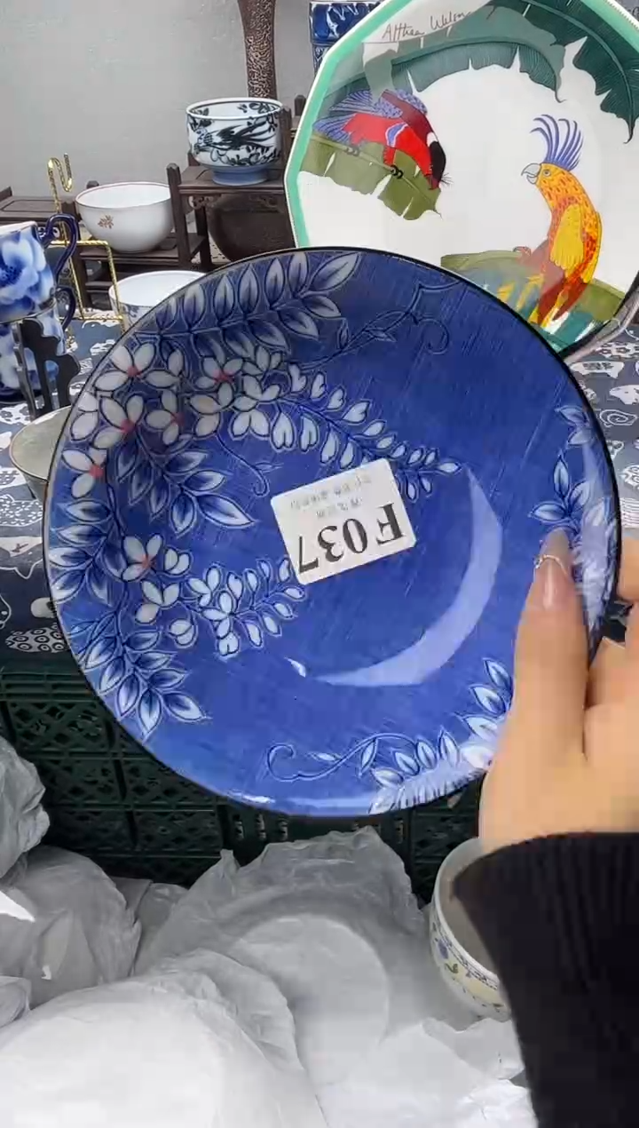 瓷片梅     F037