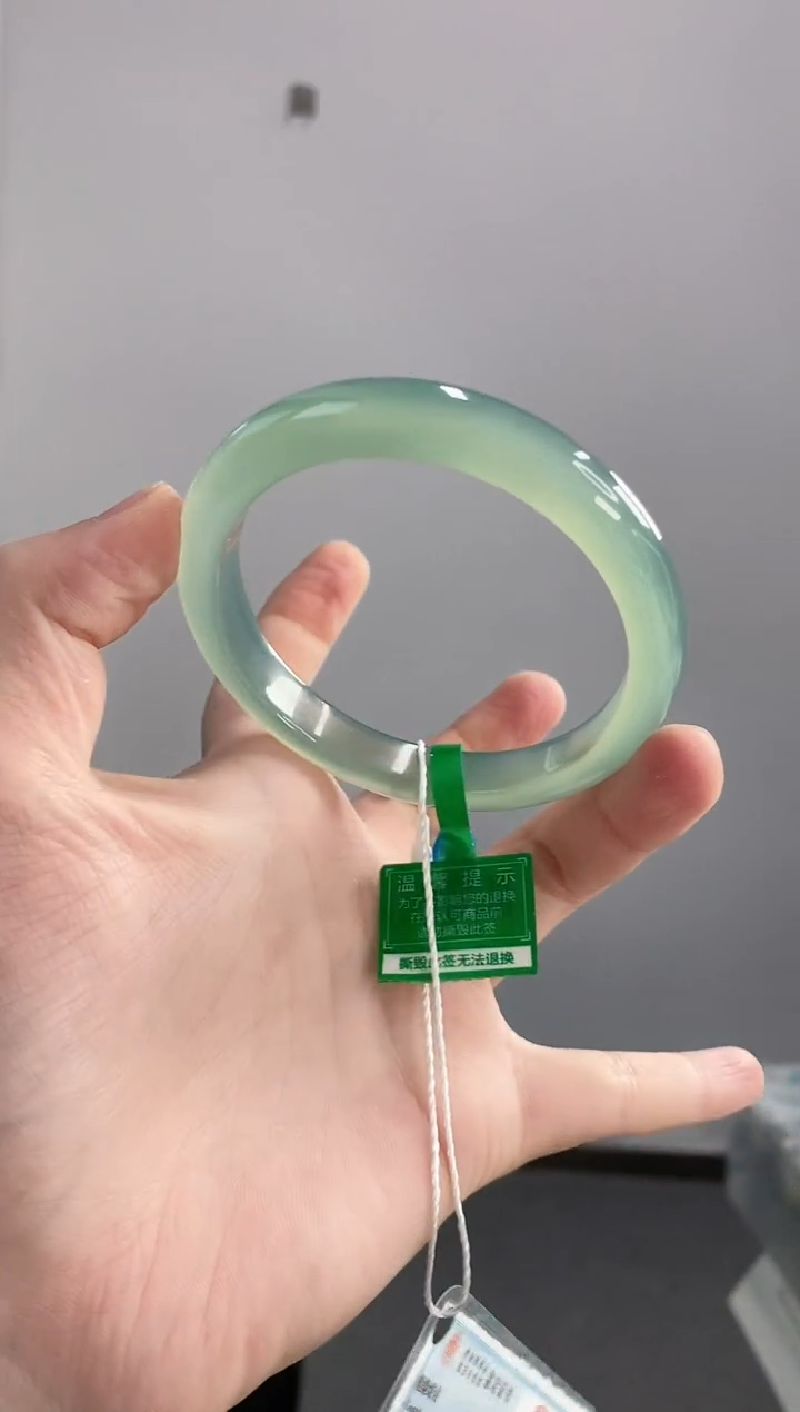 【闪购商品】玛瑙/玉髓手镯未镶嵌60-61圈