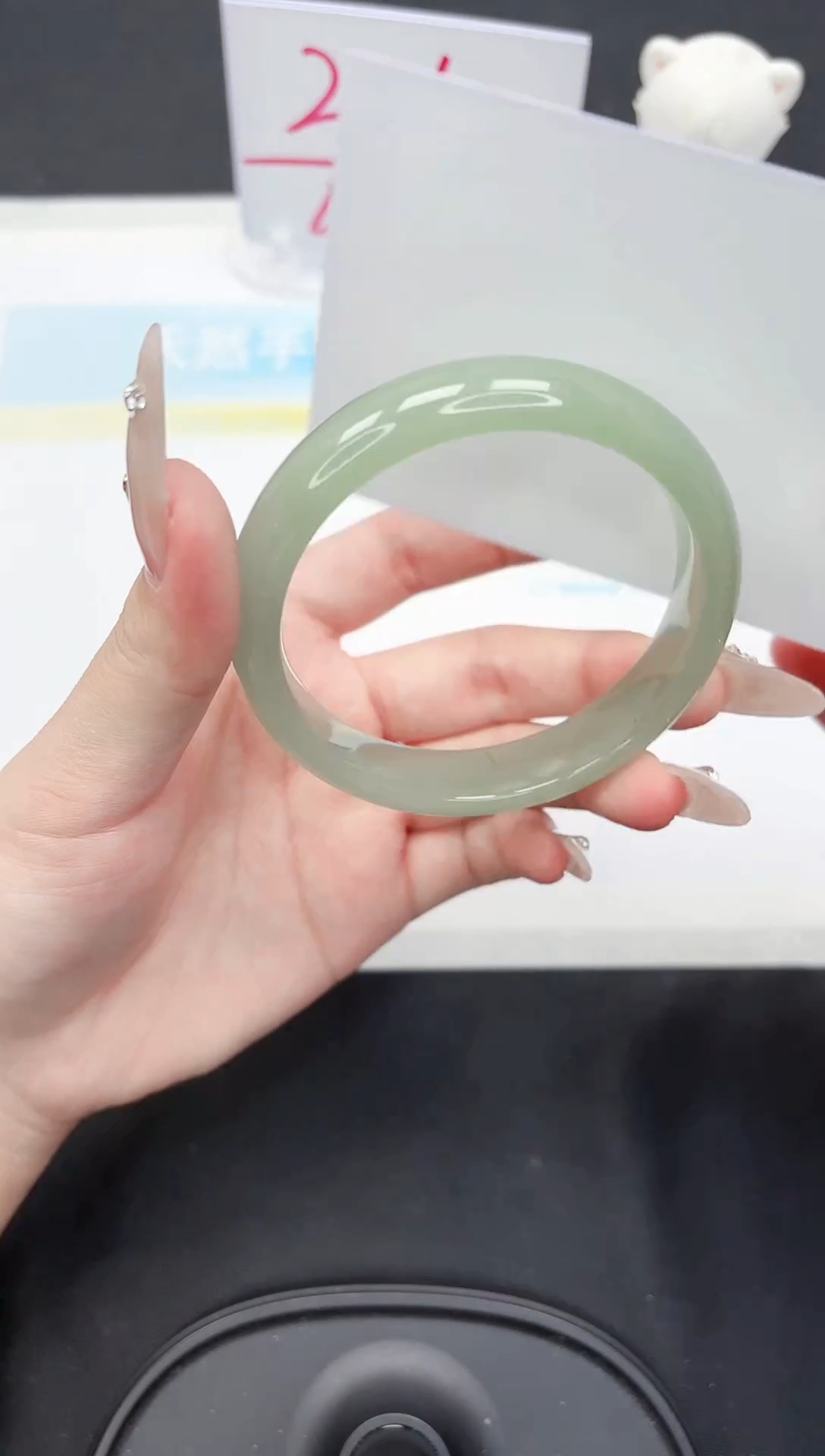 【闪购商品】石英质玉手镯未镶嵌54-57.6