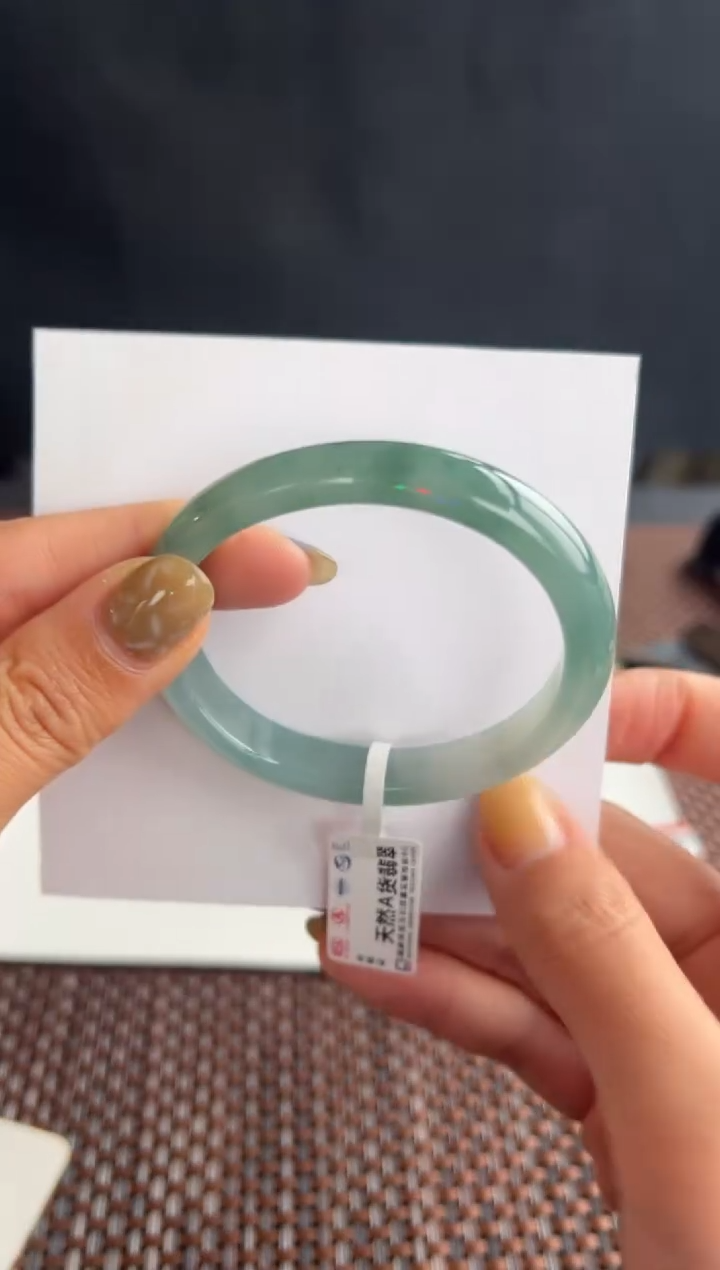 【闪购商品】翡翠手镯未镶嵌11号54.3*46.4*9.4*6.8