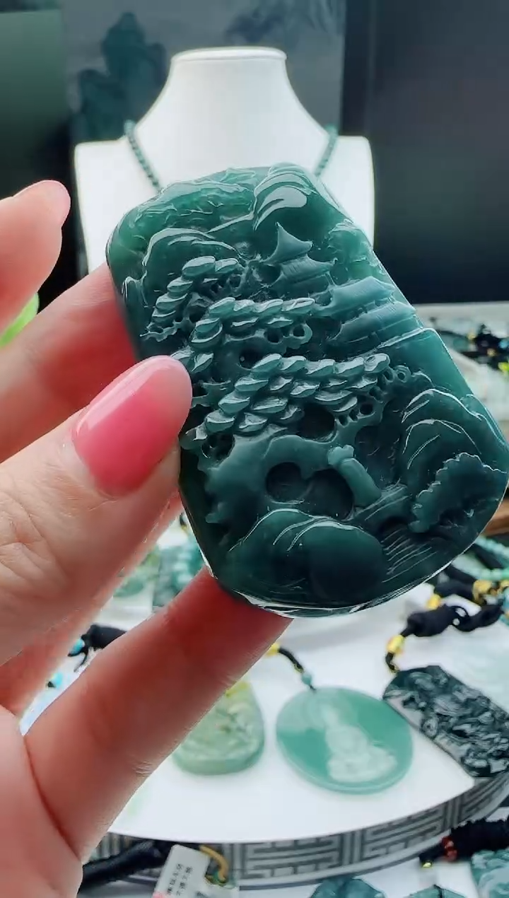 【闪购商品】翡翠颈饰未镶嵌11111111