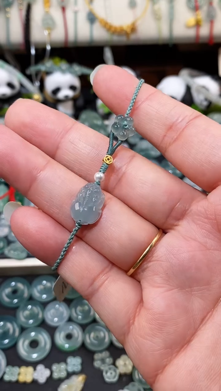 散珠翡翠貔貅小花手绳  手围15