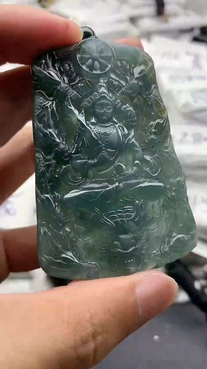 【闪购商品】翡翠颈饰未镶嵌55555555555