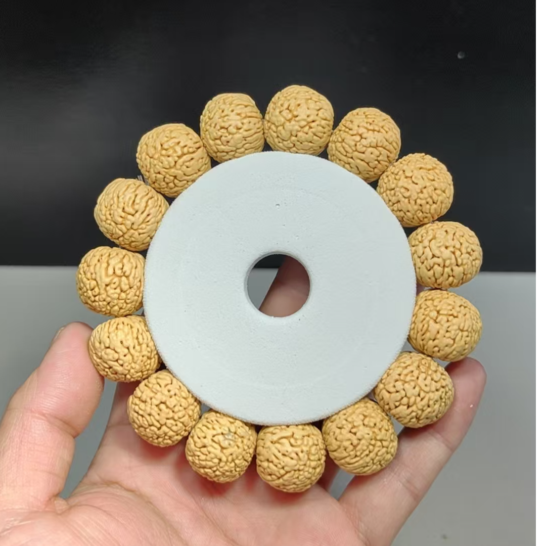 1.6（001龙鳞凤尾）桃核手串