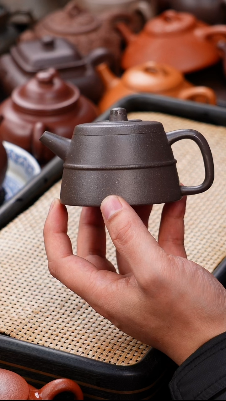 茶壶紫砂精工束腰井栏天青泥150毫升
