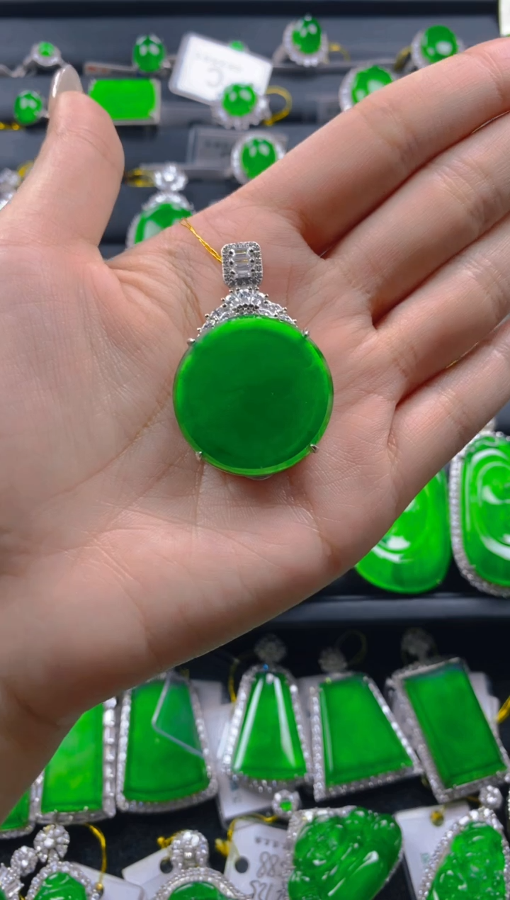 【闪购商品】翡翠颈饰银S925镶嵌11111111