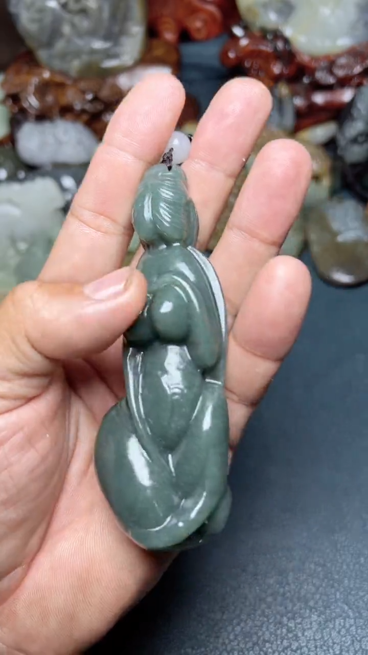 和田玉未镶嵌把件-0