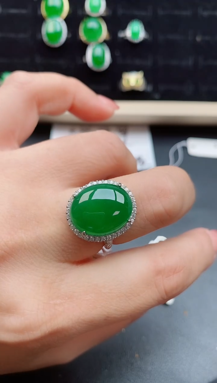 【闪购商品】翡翠戒指银S925镶嵌850800