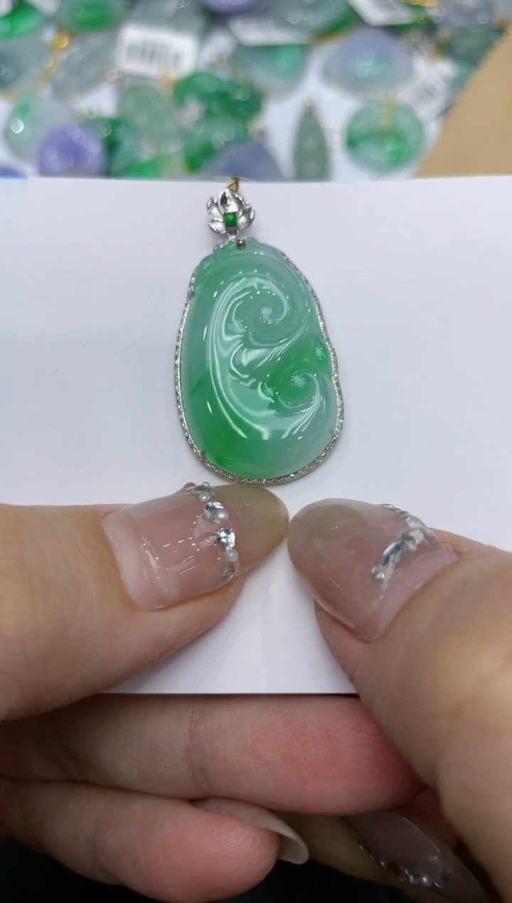 【闪购商品】翡翠颈饰18K金镶嵌222222222