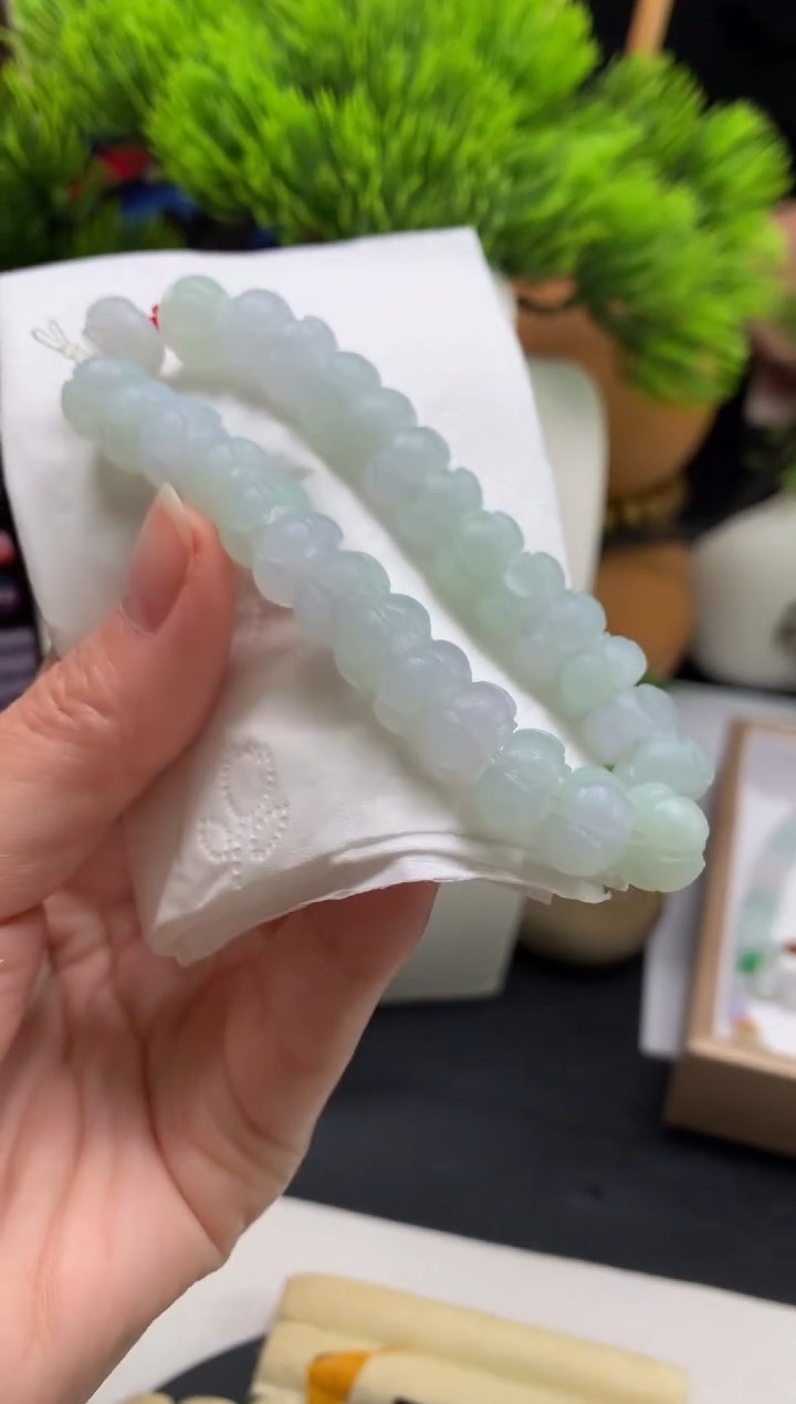 未镶嵌定制翡翠戏****）---119374