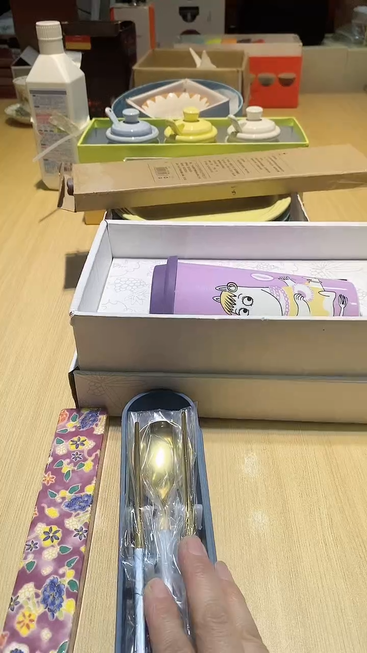 【闪购商品】瓷片锅碗瓢盆一件不剩