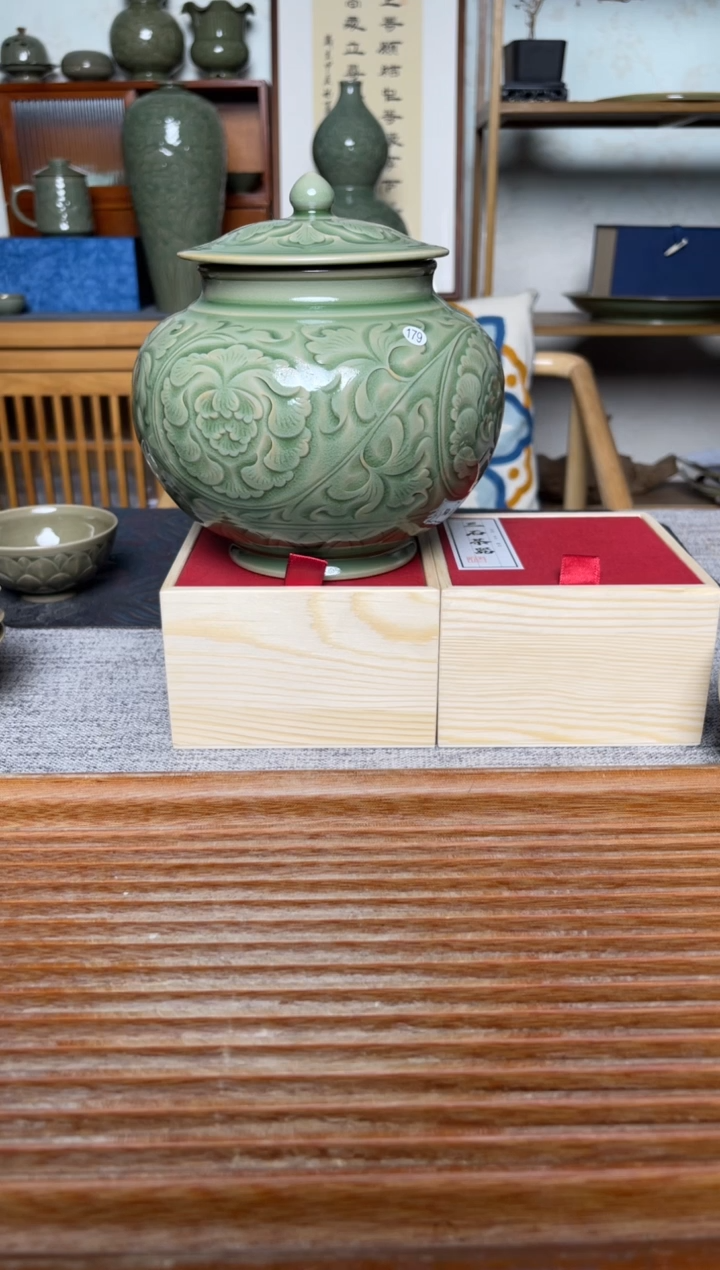 【闪购商品】其他179纯手工秘色牡丹纹茶叶罐