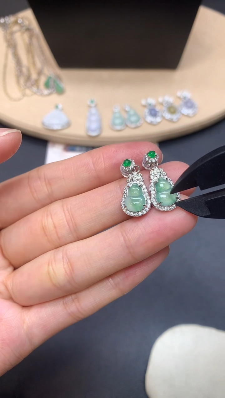 【闪购商品】翡翠耳饰银S925镶嵌葫芦【多样性发其一】