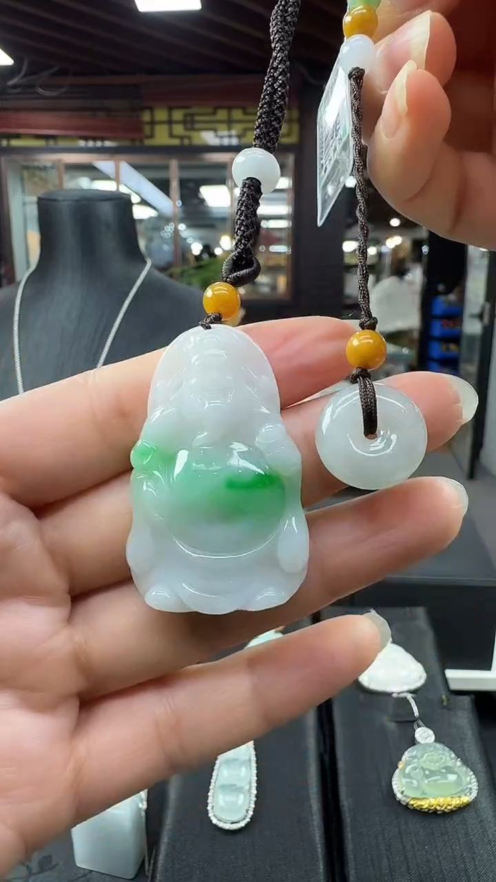 颈饰未镶嵌翡翠财爷爷挂件