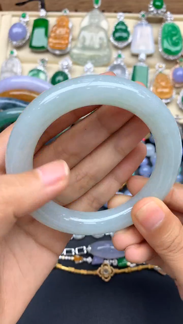 翡翠手镯未镶嵌270-春日珠宝