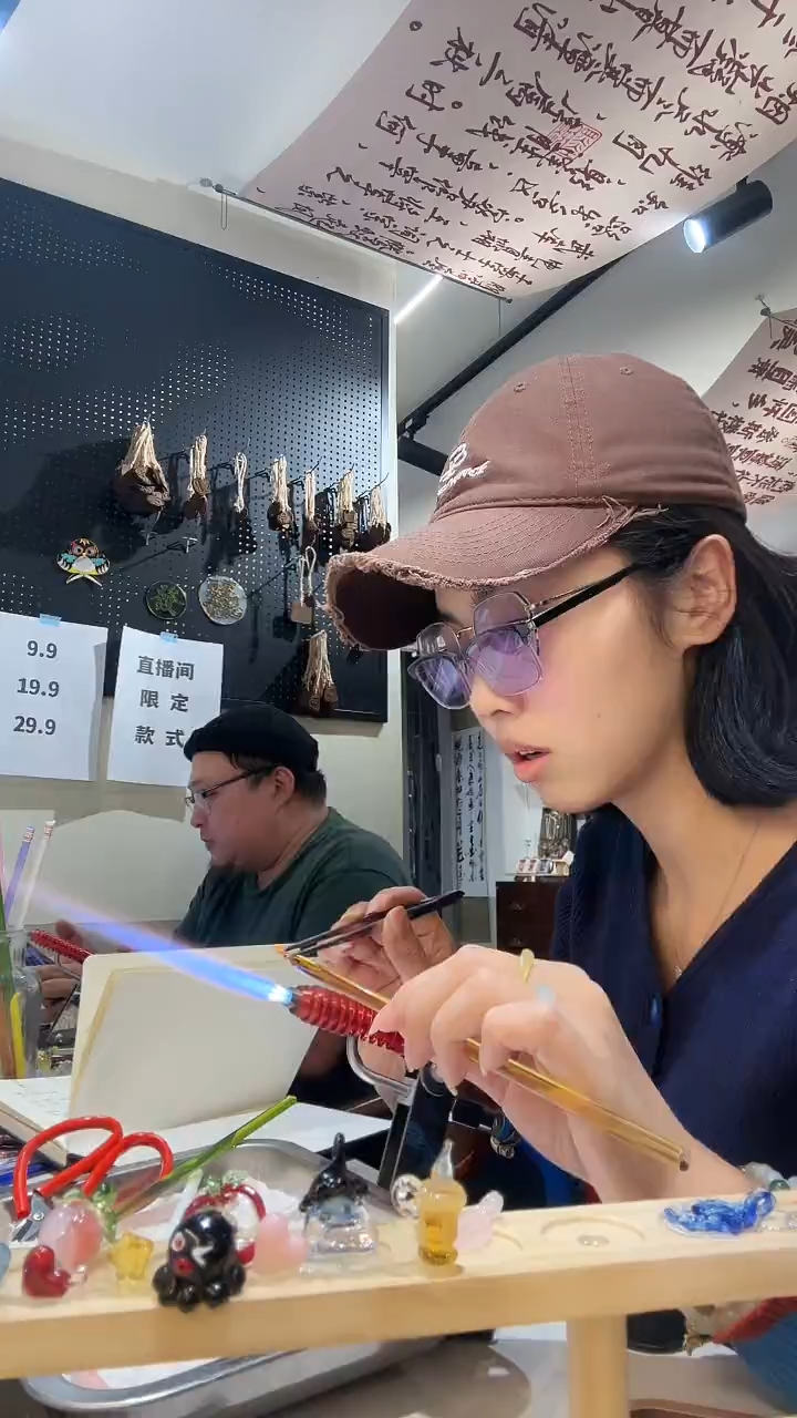 颈饰玻璃洋芋 专拍 鲸鱼闪电月亮