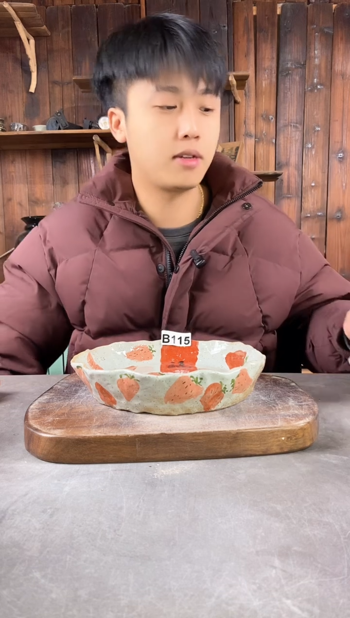 【闪购商品】碗115，手工手绘，新年快乐！