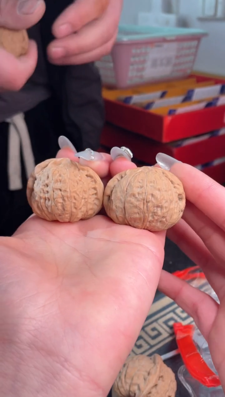 【闪购商品】文玩核桃吊坠南瓜墩团购 42