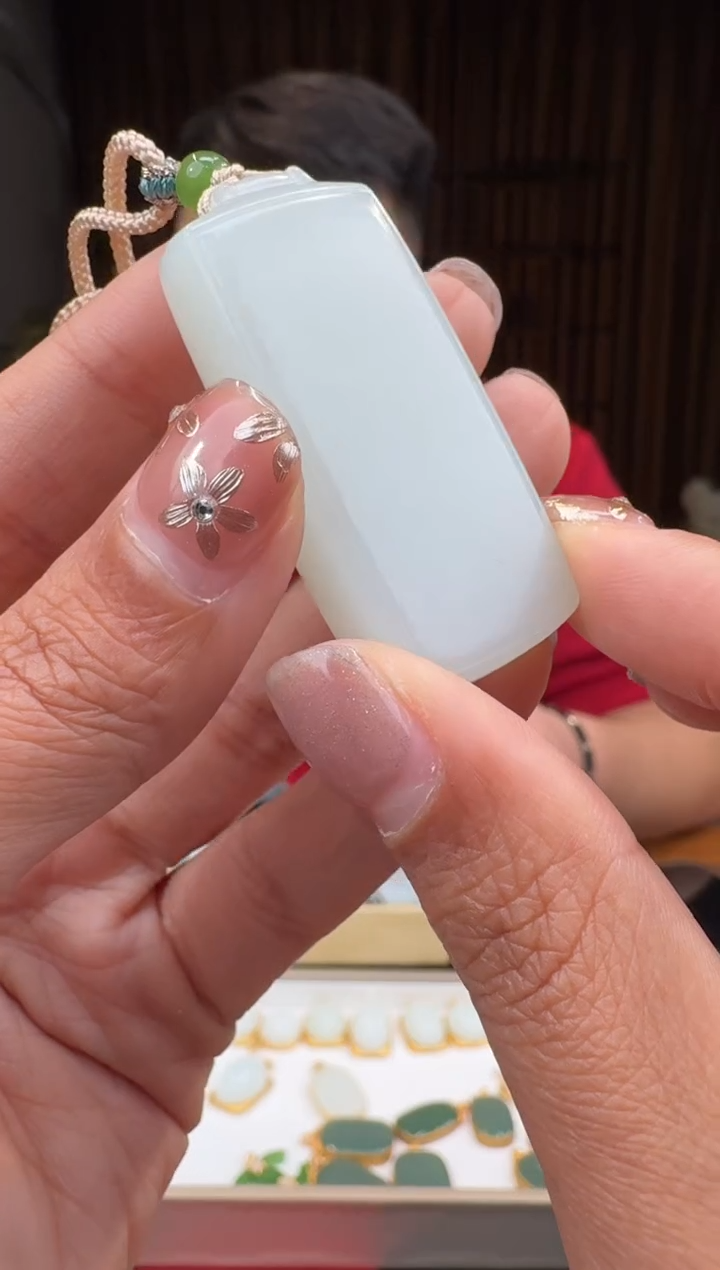 【闪购商品】和田玉162未镶嵌1.29冯总