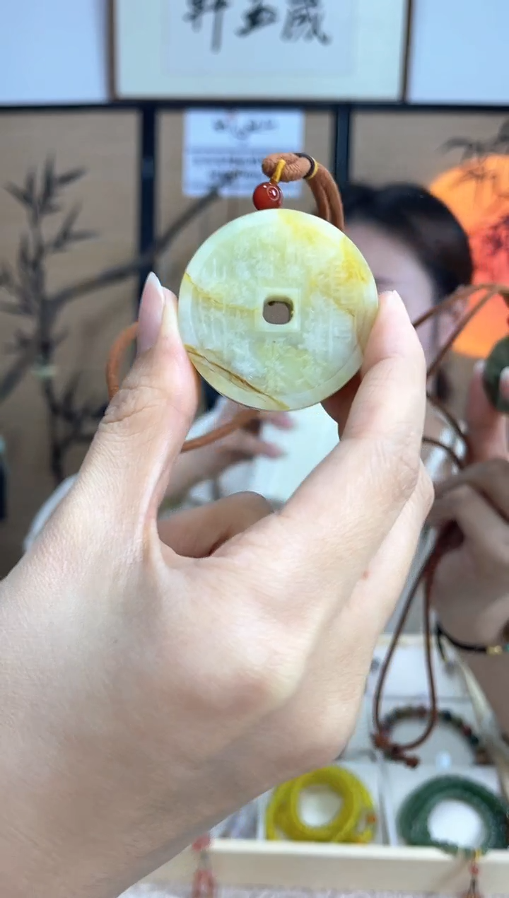 【闪购商品】岫玉吊坠未镶嵌多样性发货其中发一