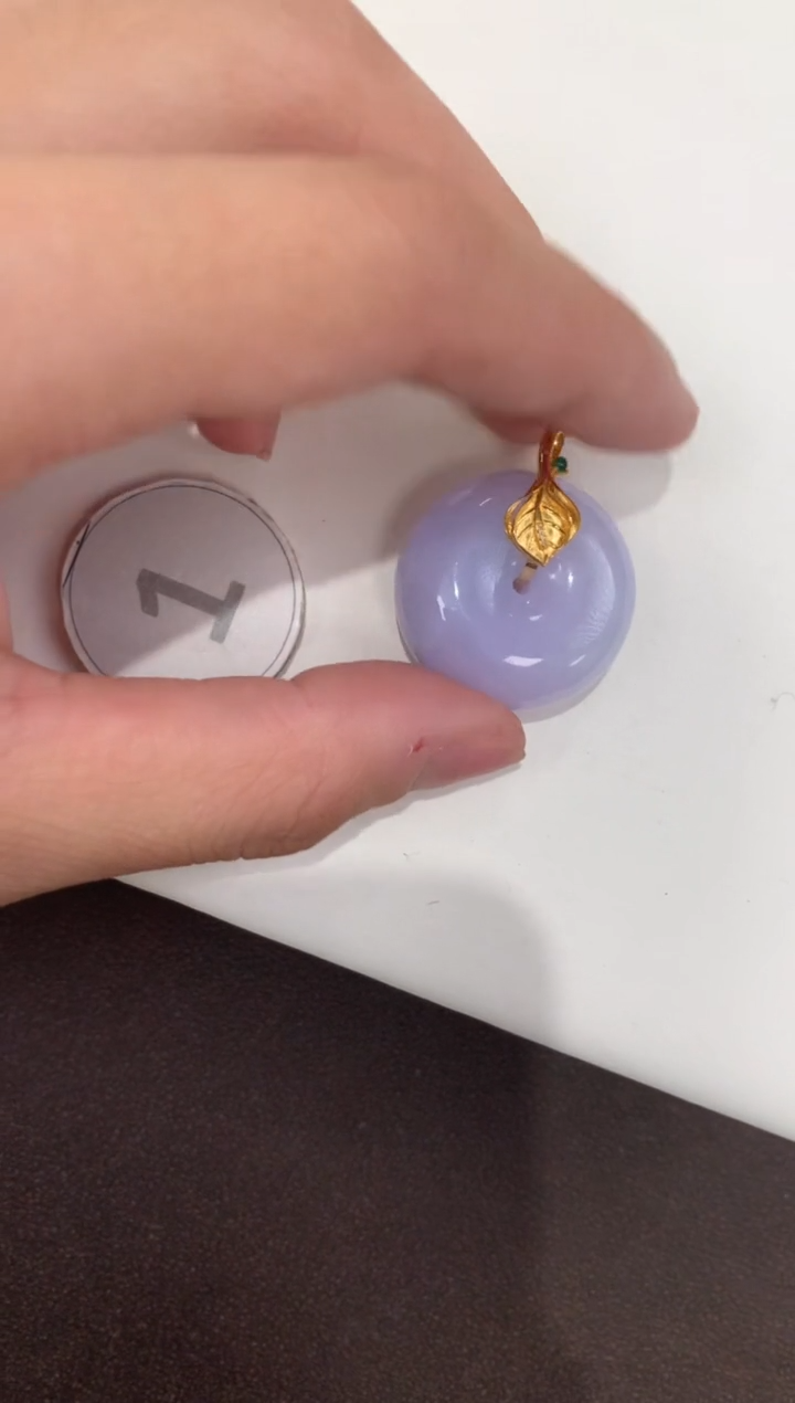 颈饰18K金镶嵌翡翠天然缅甸a货翡翠