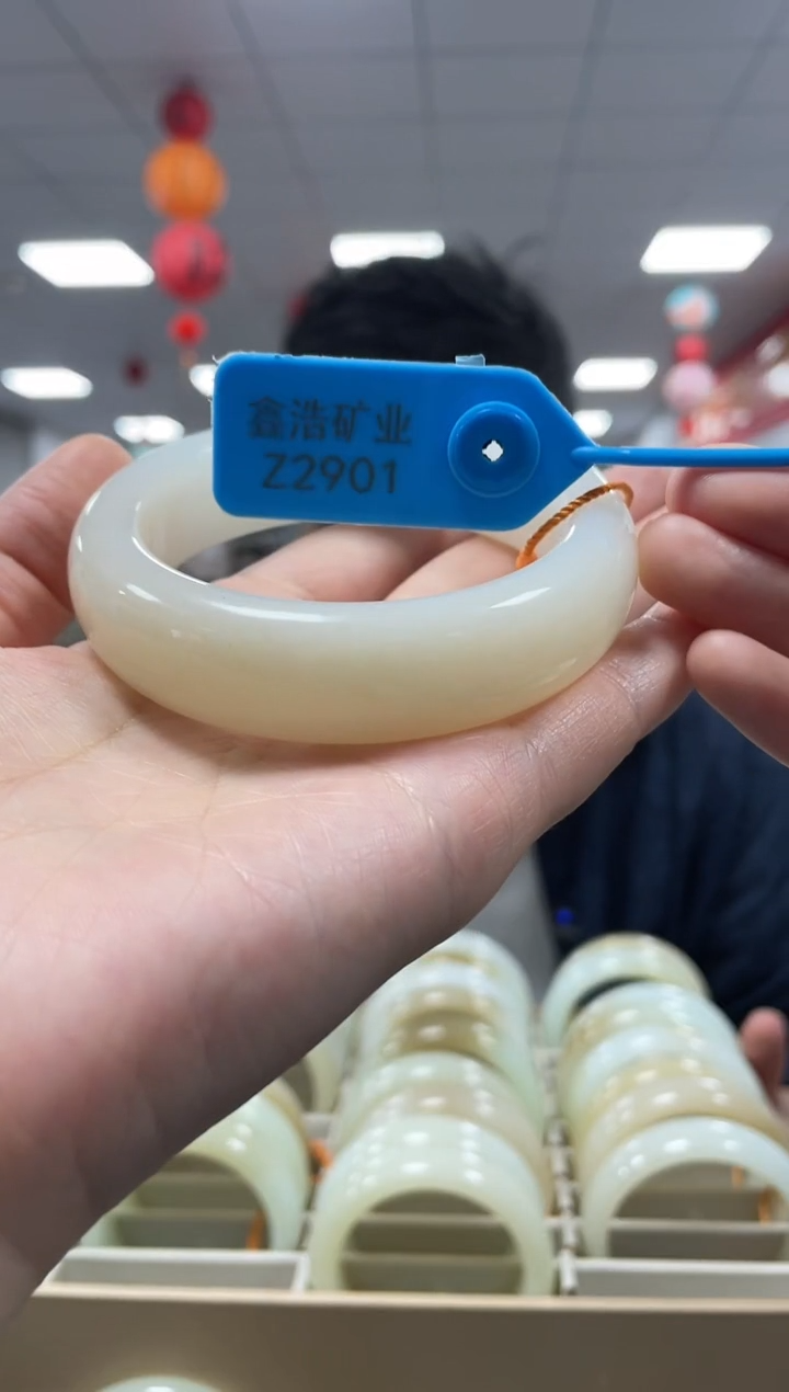 和田玉手镯未镶嵌圈59 Z2901 高品且末糖手镯一条