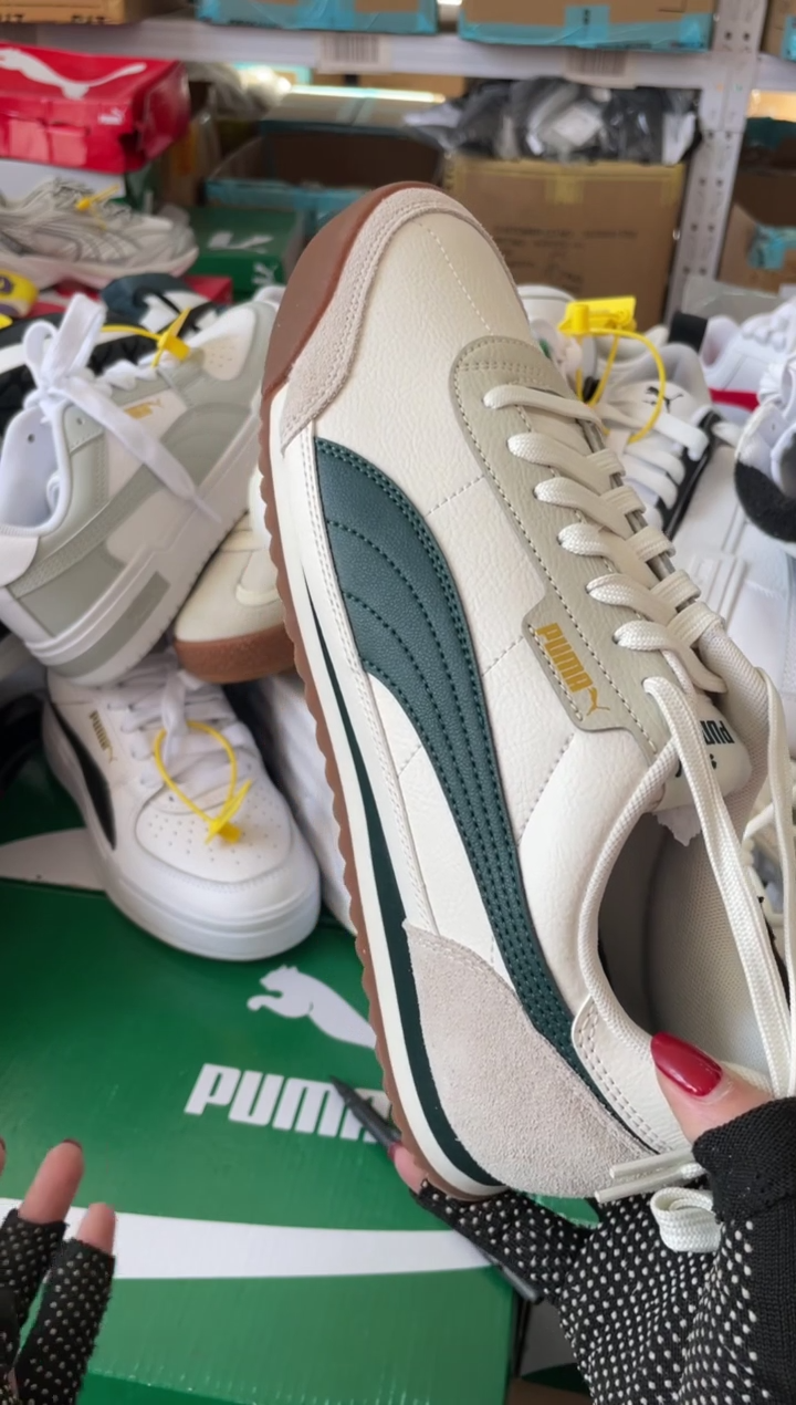 彪马时尚休闲运动鞋42.5M  TT39