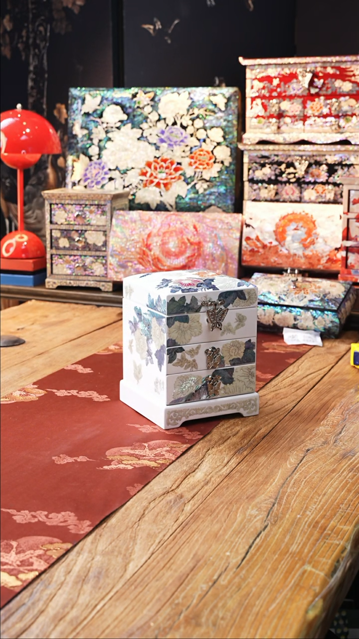 【闪购商品】瓷片豆包儿的星耀家