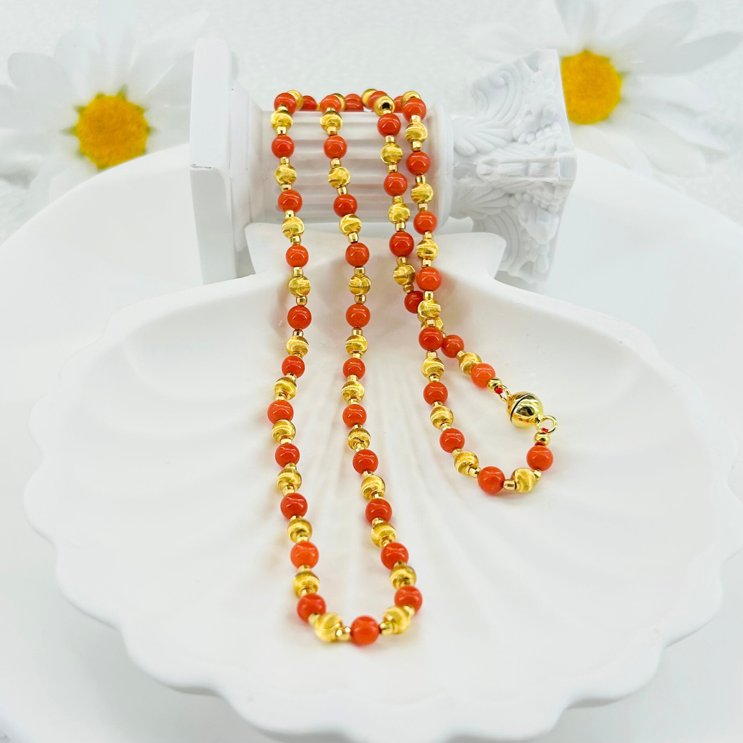 【央广】珊瑚DIY项链--圆珠4MM+珊瑚约4.4-4.8mm DIY0013多样性发货