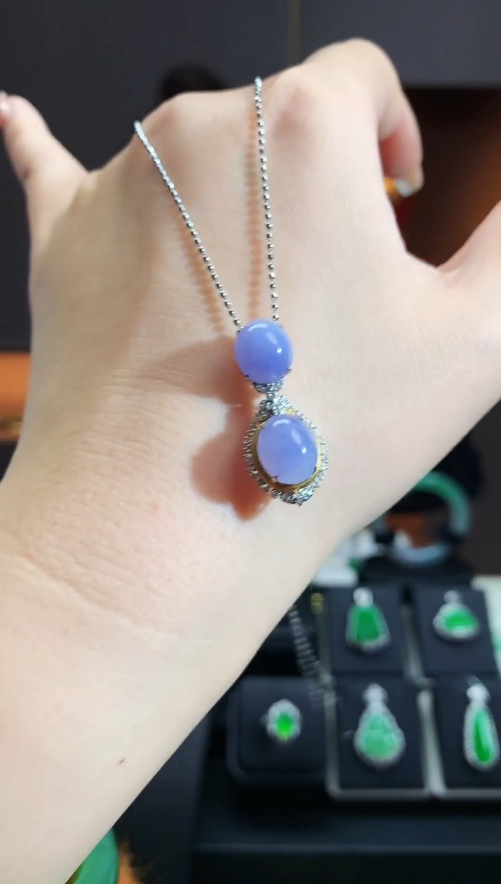 【闪购商品】翡翠吊坠(不含链)18K金镶嵌紫蛋面吊坠