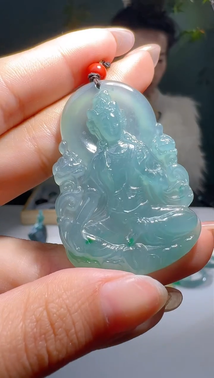 【闪购商品】翡翠颈饰未镶嵌天然A货翡翠度母