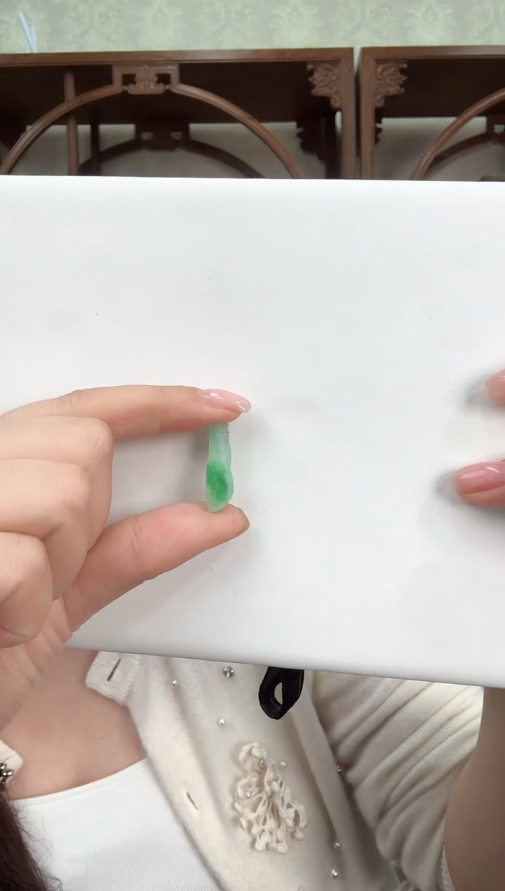 【闪购商品】定制翡翠未镶嵌0250224209